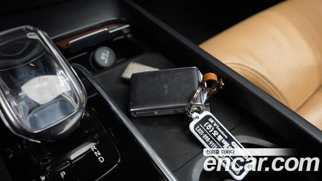 Volvo S60 2021 — ფოტო 15/20