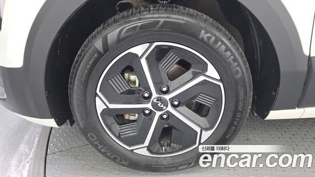 Kia Niro 2022 — ფოტო 5/20