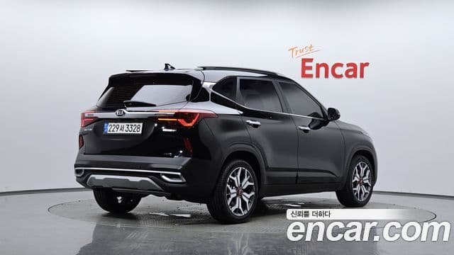 Kia Seltos 2020 — Şəkil 2/20