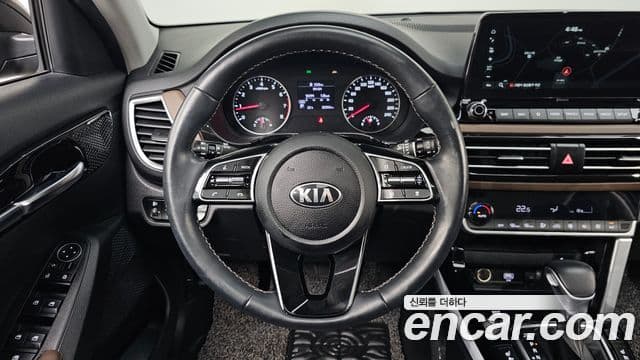 Kia Seltos 2020 — Şəkil 13/20
