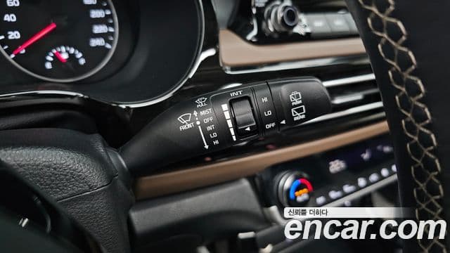 Kia Seltos 2020 — Şəkil 18/20