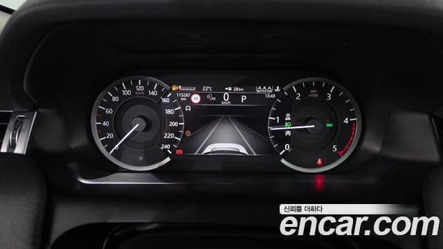 Land Rover Discovery Sport 2021 — Фото 8/20
