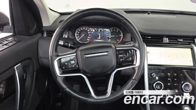 Land Rover Discovery Sport 2021 — Фото 12/20