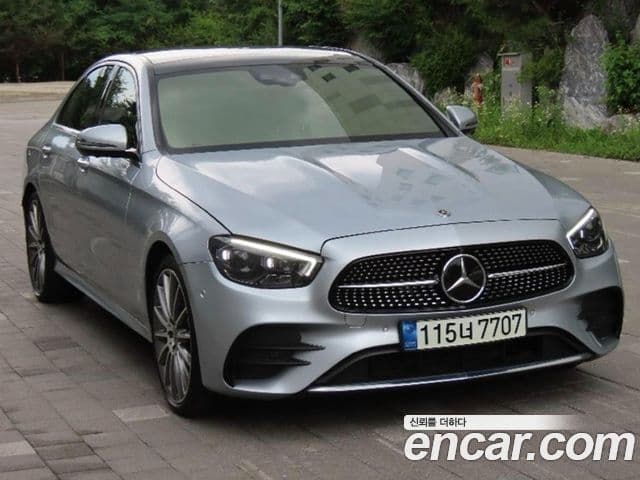 Mercedes-Benz E-Class 2020 — ფოტო 2/20