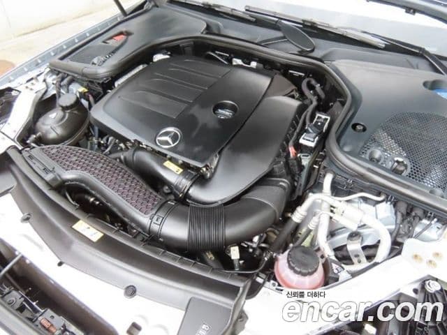 Mercedes-Benz E-Class 2020 — ფოტო 5/20