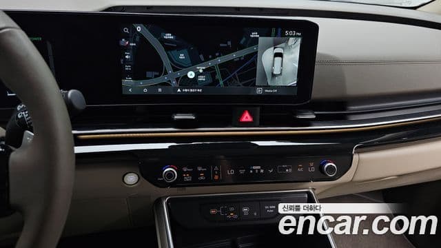 Kia Carnival 2024 — ფოტო 18/20