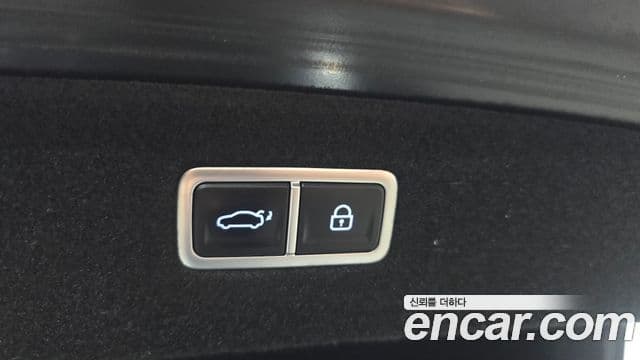 Genesis G90 2022 — Şəkil 25/32