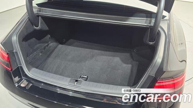 Genesis G90 2022 — Şəkil 8/32