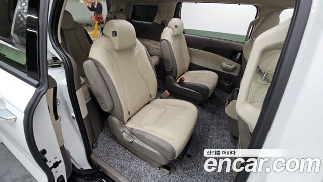 Kia Carnival 2024 — Şəkil 12/20
