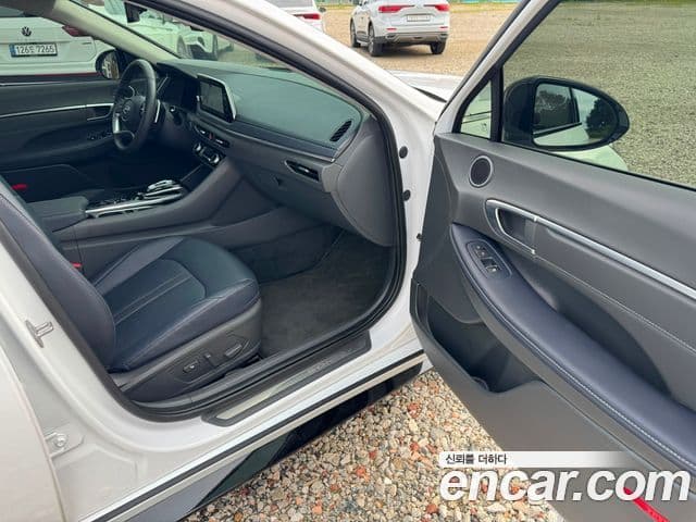 Hyundai Sonata 2022 — Şəkil 10/18