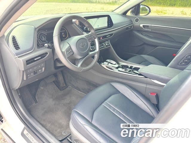Hyundai Sonata 2022 — Şəkil 13/18