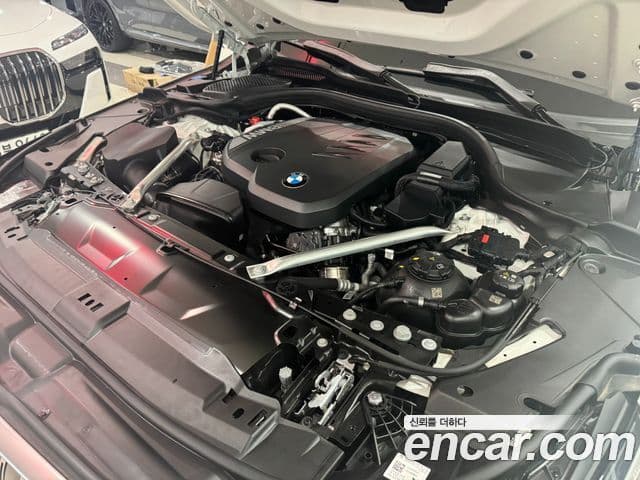 BMW 5 Series 2024 — ფოტო 6/19