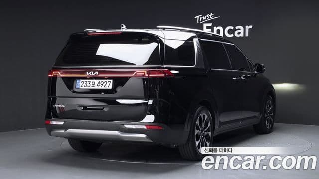 Kia Carnival 2023 — Şəkil 2/20
