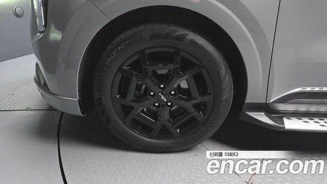 Kia Carnival 2024 — Photo 18/20