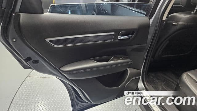 Renault Samsung QM6 2021 — ფოტო 23/34