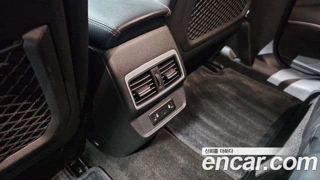 Renault Samsung QM6 2021 — ფოტო 17/34