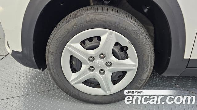 Kia Seltos 2022 — ფოტო 5/20