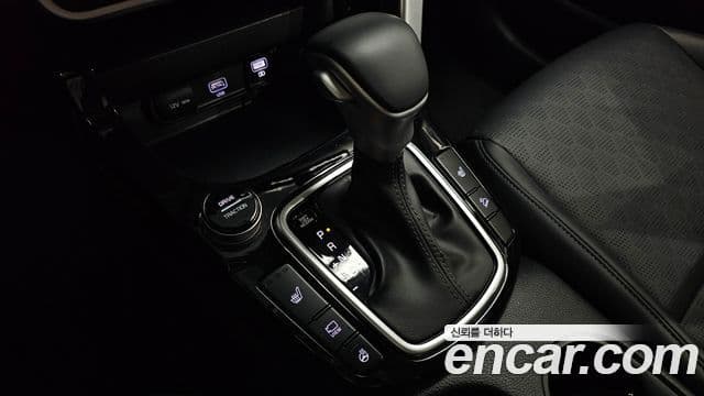 Kia Seltos 2022 — ფოტო 9/20