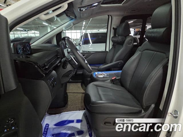 Hyundai Staria 2024 — Şəkil 9/20