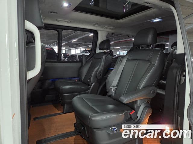 Hyundai Staria 2024 — Şəkil 10/20