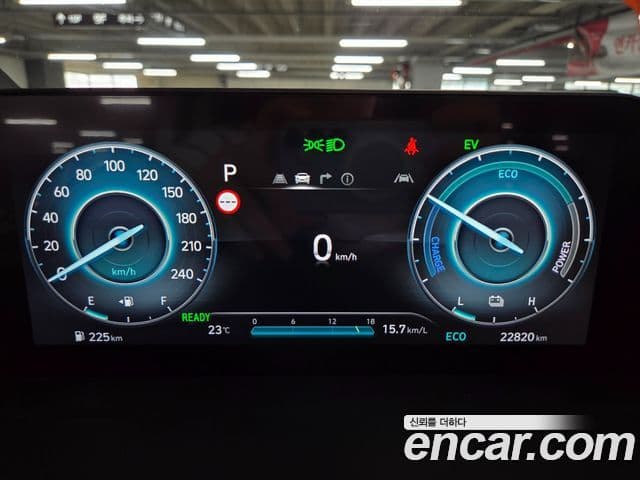Hyundai Staria 2024 — Şəkil 16/20