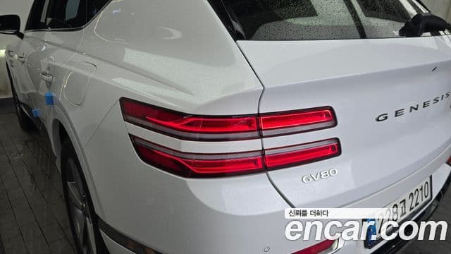 Genesis GV80 2021 — ფოტო 35/38