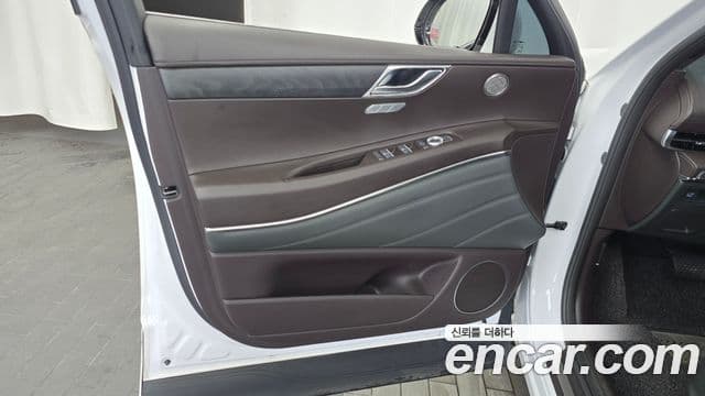 Genesis GV80 2021 — ფოტო 2/38