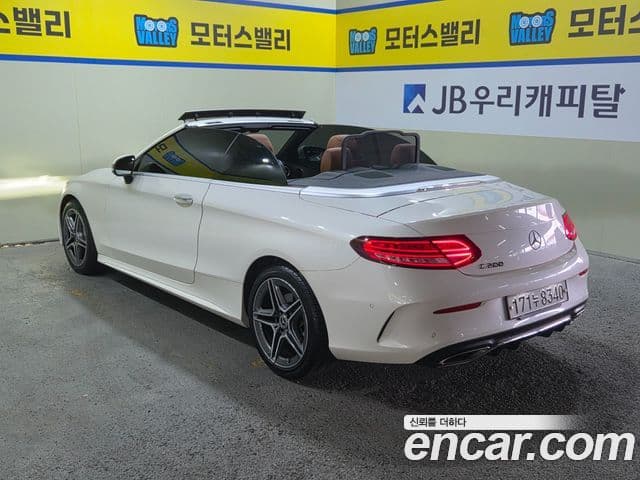 Mercedes-Benz C-Class 2019 — Фото 3/20
