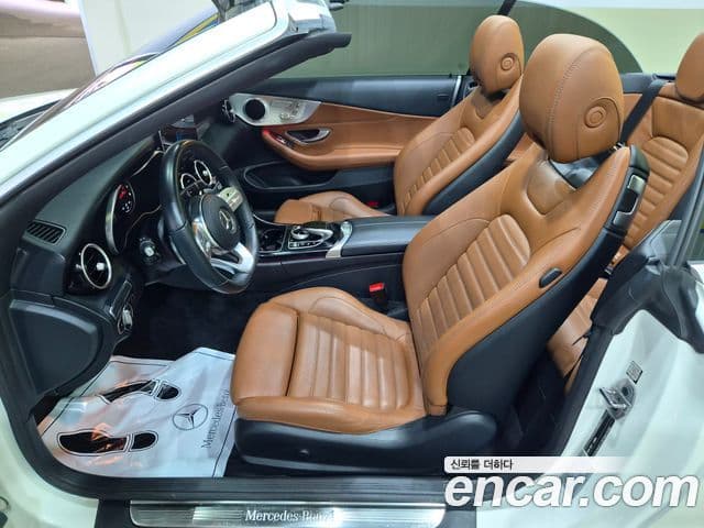 Mercedes-Benz C-Class 2019 — Фото 13/20