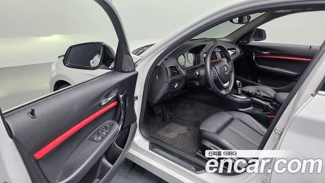 BMW 1 Series 2019 — ფოტო 8/20