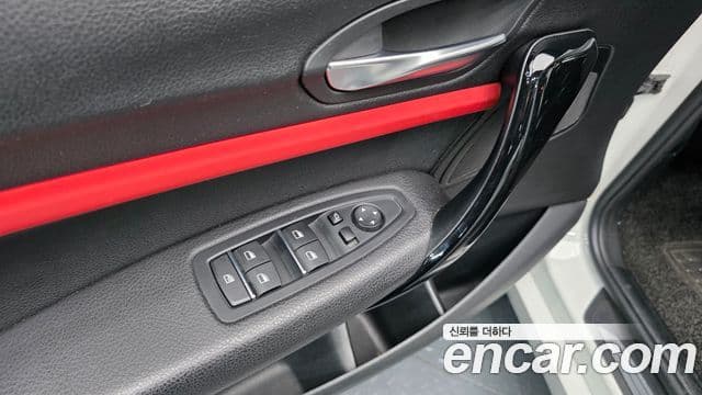 BMW 1 Series 2019 — ფოტო 17/20