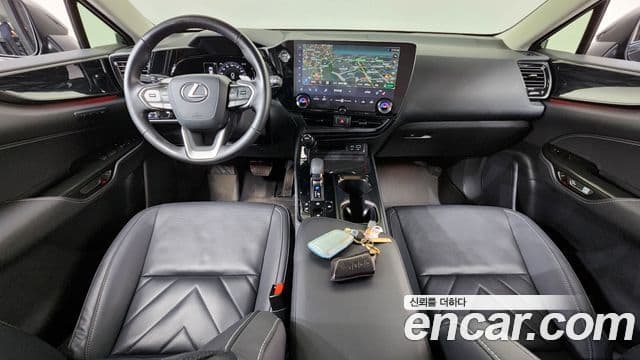Lexus NX350h 2023 — ფოტო 7/20