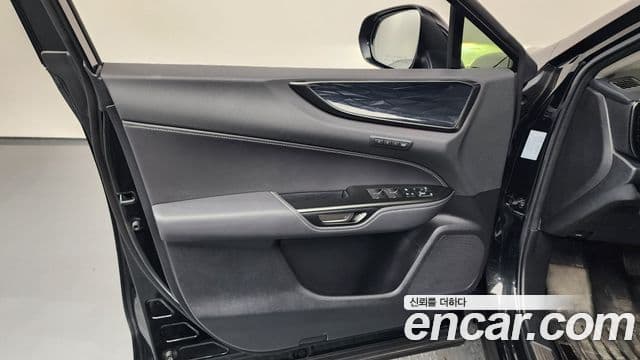 Lexus NX350h 2023 — Photo 12/37