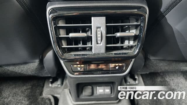 Lexus NX350h 2023 — Photo 28/37