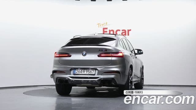 BMW X4 2021 — ფოტო 4/20