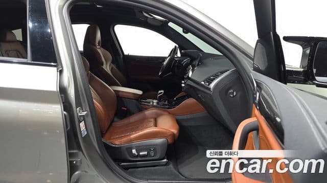 BMW X4 2021 — фото 11 из 20