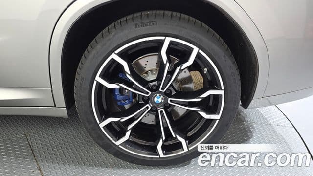 BMW X4M 2021 — Photo 14/35