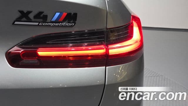 BMW X4M 2021 — Photo 24/35