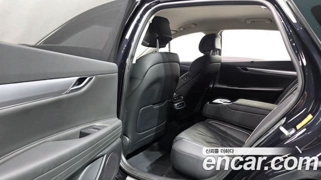 Genesis Electrified G80 2020 — Şəkil 11/20