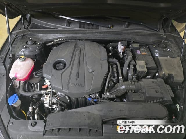Kia K5 2023 — ფოტო 6/19