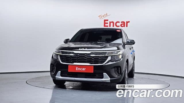 Kia Seltos 2022 — ფოტო 3/20