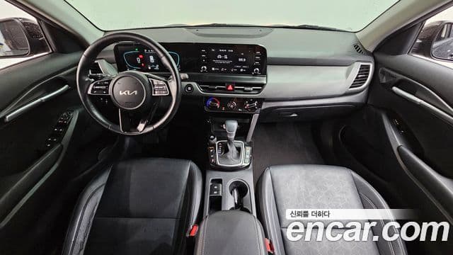 Kia Seltos 2022 — ფოტო 7/20