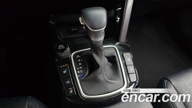 Kia Seltos 2022 — ფოტო 9/20