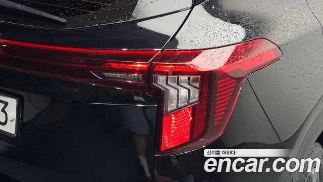 Kia Seltos 2022 — Şəkil 21/33