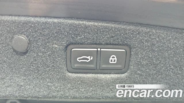 Kia K8 2022 — Şəkil 16/20