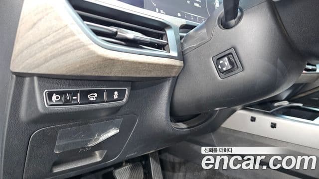 Kia K8 2022 — Şəkil 19/20