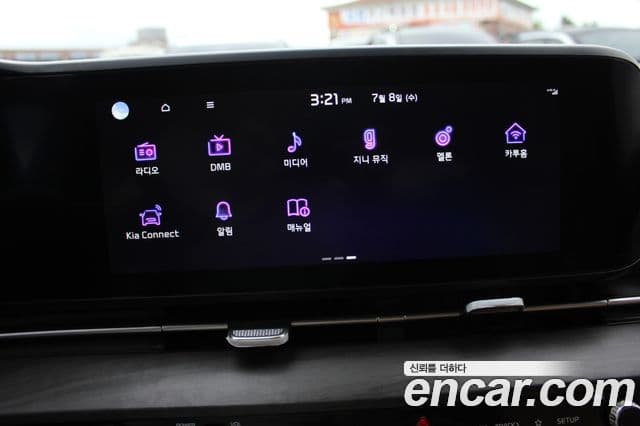 Kia Carnival 2023 — фото 19 из 20