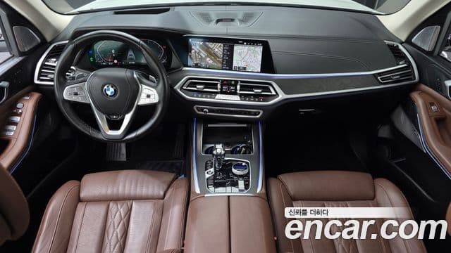 BMW X7 2021 — фото 7 из 20