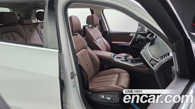 BMW X7 2021 — Şəkil 11/20
