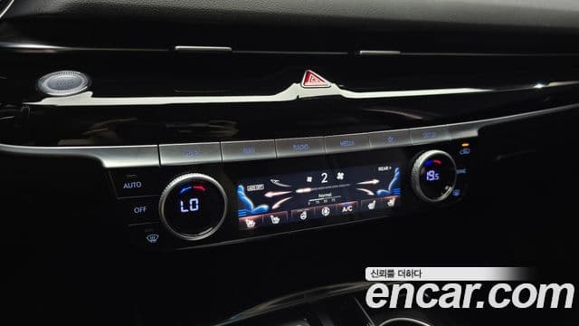 Genesis Electrified G80 2020 — Şəkil 18/20